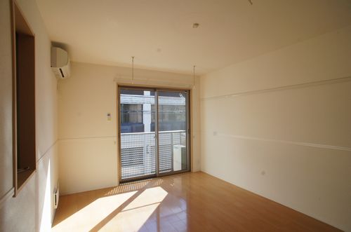 ディアコート中町 202号-3