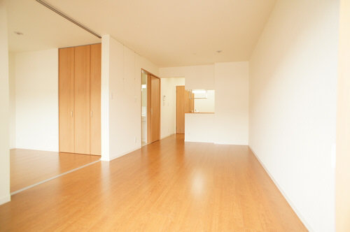 グランドソレーユ百合ヶ丘 305号-2