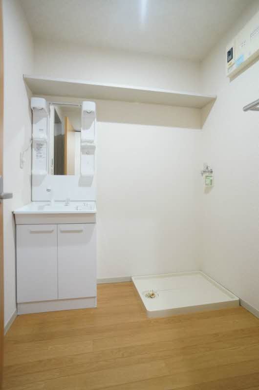 リリーガーデン 101号-8