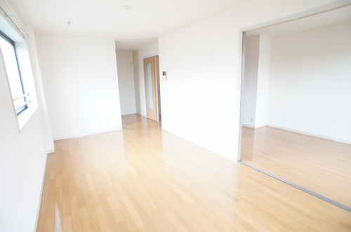 リリーガーデン 201号-3