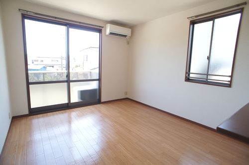 ルミエール 202号-2