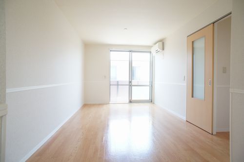 ルナガーデン A 202号-2