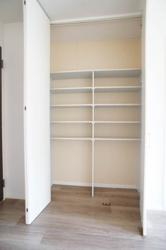 セレスコート　Ｃ 201号-4