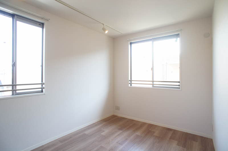 セレスコート　Ｃ 201号-6