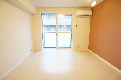 フローラ秋桜 203号-2