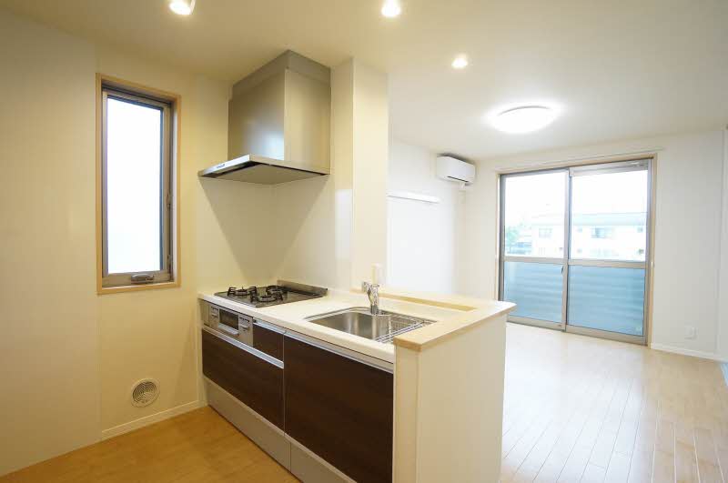 ホワイトビレッジⅡ 205号-4