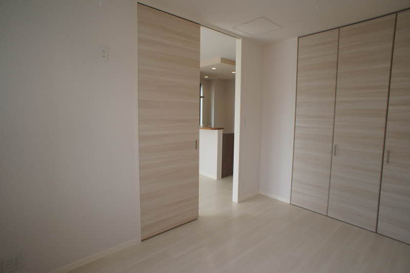 ディープリー・アイ 203号-7