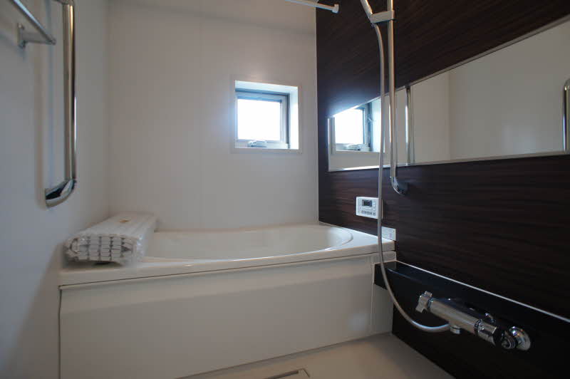 ディープリー・アイ 203号-9