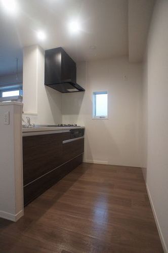 スカイヒルズ栗平 202号-4