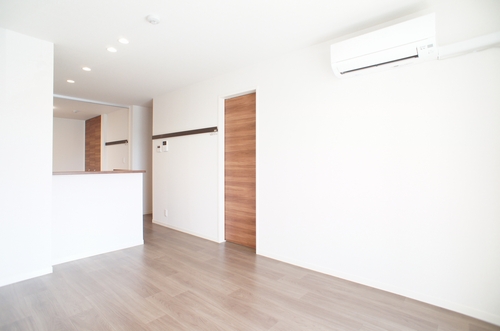 プレミアスB 105号-3