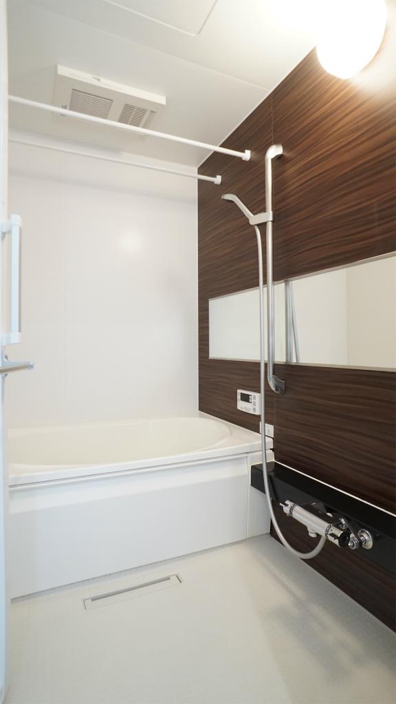 Ｏｌｄ　ｔｒｅｅ　１ｓｔ 302号-8