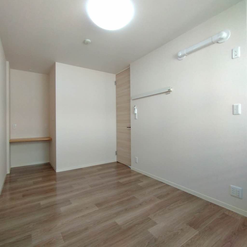 ホワイトペルテ 105号-6