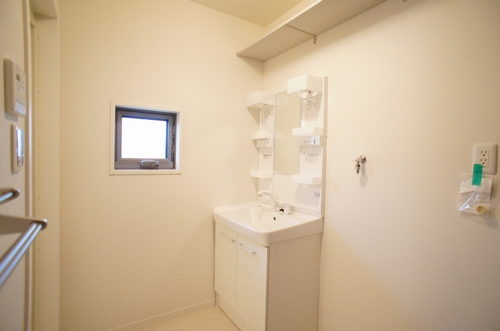 シャーメゾン梶山 201号-6