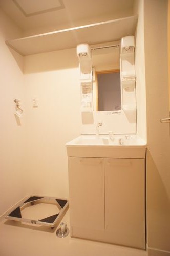 ファミール潮田 204号-9