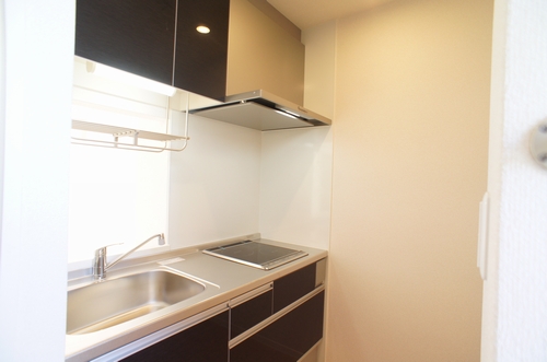 サンモール鴨居 201号-3