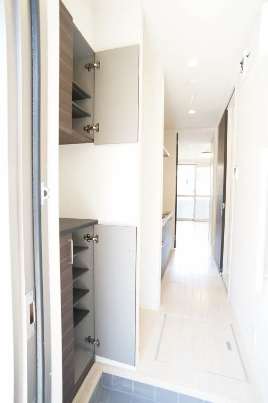 メゾン　ド　ジュン 201号-3