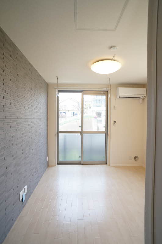 メゾン　ド　ジュン 201号-8