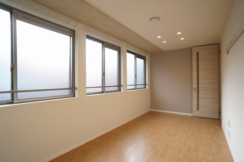 ラ・ポルト 202号-3