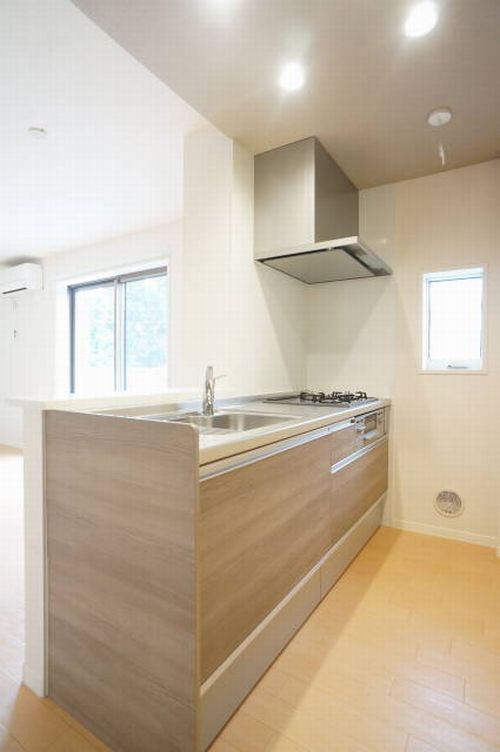 グランシャリオ D 102号-4