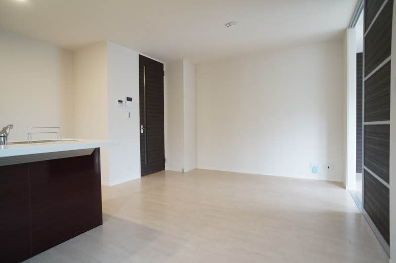 メゾン　アン　ソレイエ 201号-3