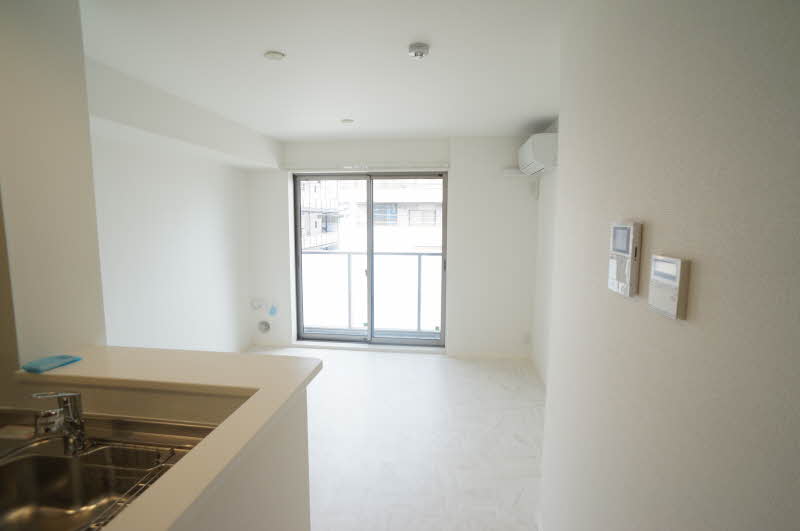 シャーメゾン鶴見三番館 203号-3