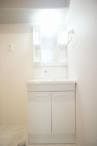 シャーメゾン鶴見弐番館 303号-9