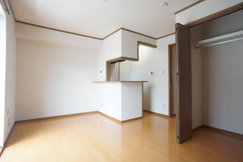 ドミール・シャルマン 102号-4