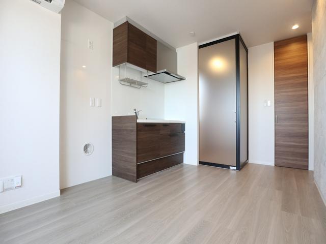 アロカリア 402号-5