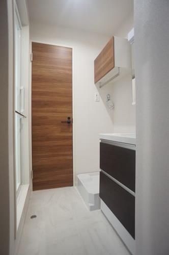 アロカリア 402号-11