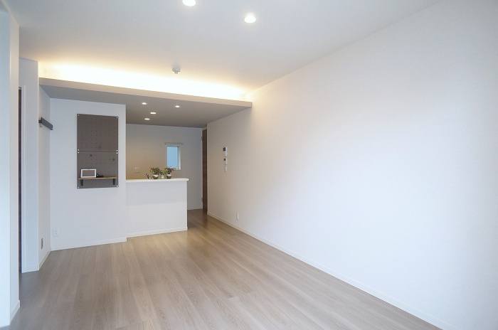 コンフォーザ鶴ヶ峰 206号-2