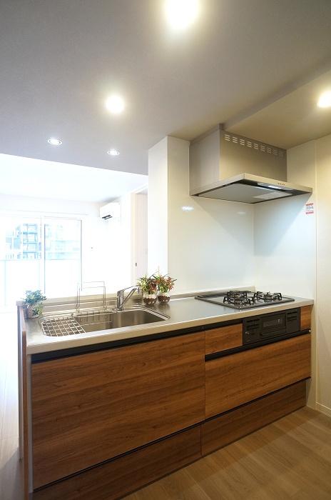 コンフォーザ鶴ヶ峰 206号-4