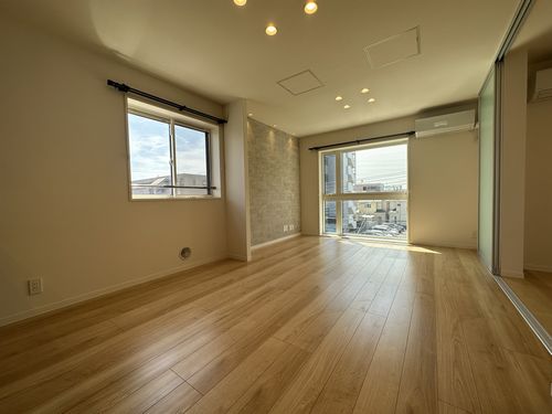 フェール　シュヴァル 305号-3