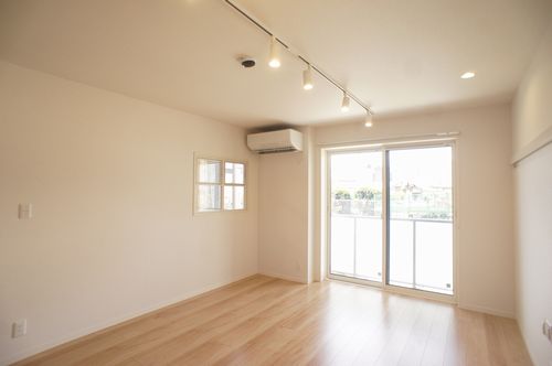 コモコート 102号-2