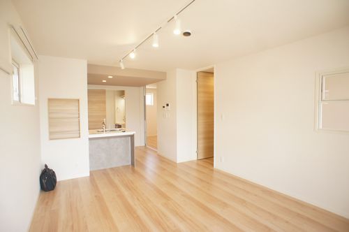 コモコート 102号-3