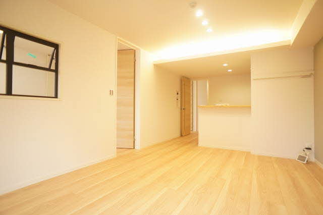 スリジェ　リアン 303号-2