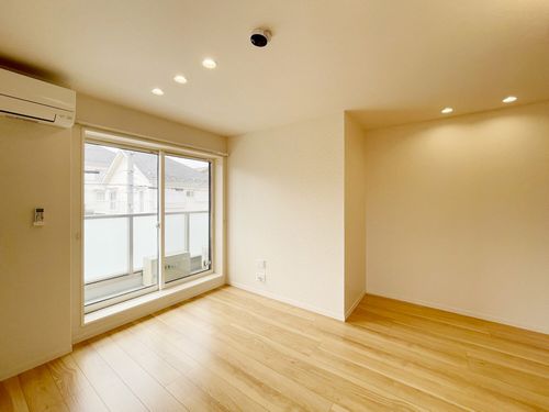 メゾン・ド・リヴェール 202号-2