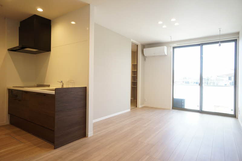 ゼフィールメゾン二俣川 Ⅱ 101号-4