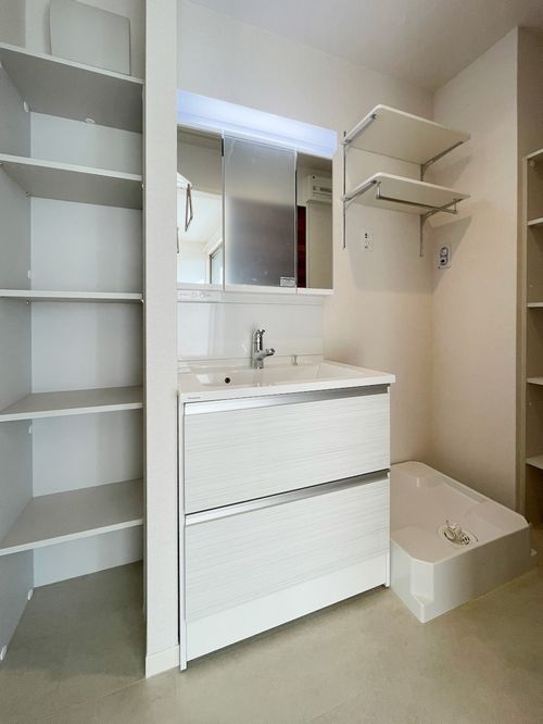 ゼフィールメゾン二俣川　Ⅱ 201号-8