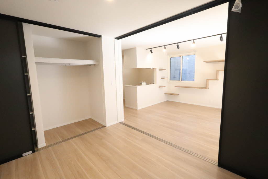 Ｍａｉｓｏｎ　ｄｅ　Ｏａｓｉｓ 102号-4