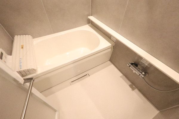 ヴィラジュピター大倉山 303号-2