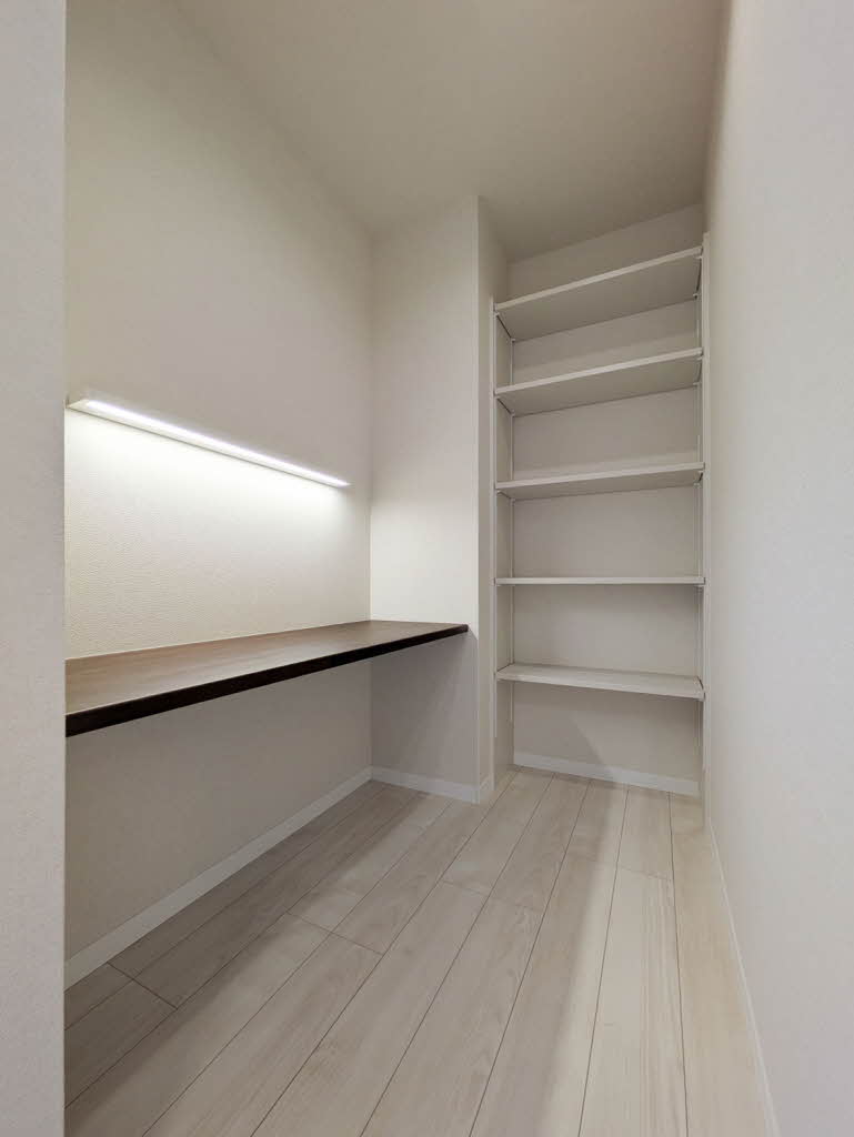 ＴＪＰ白楽 203号-6