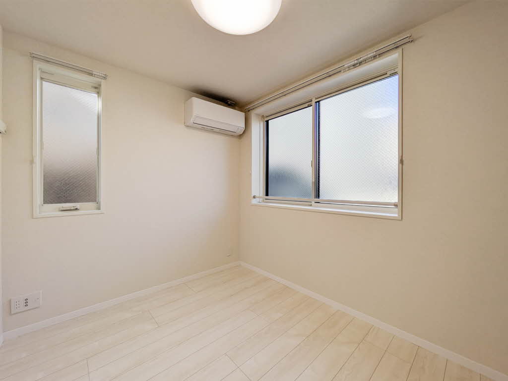 ＴＪＰ白楽 203号-8