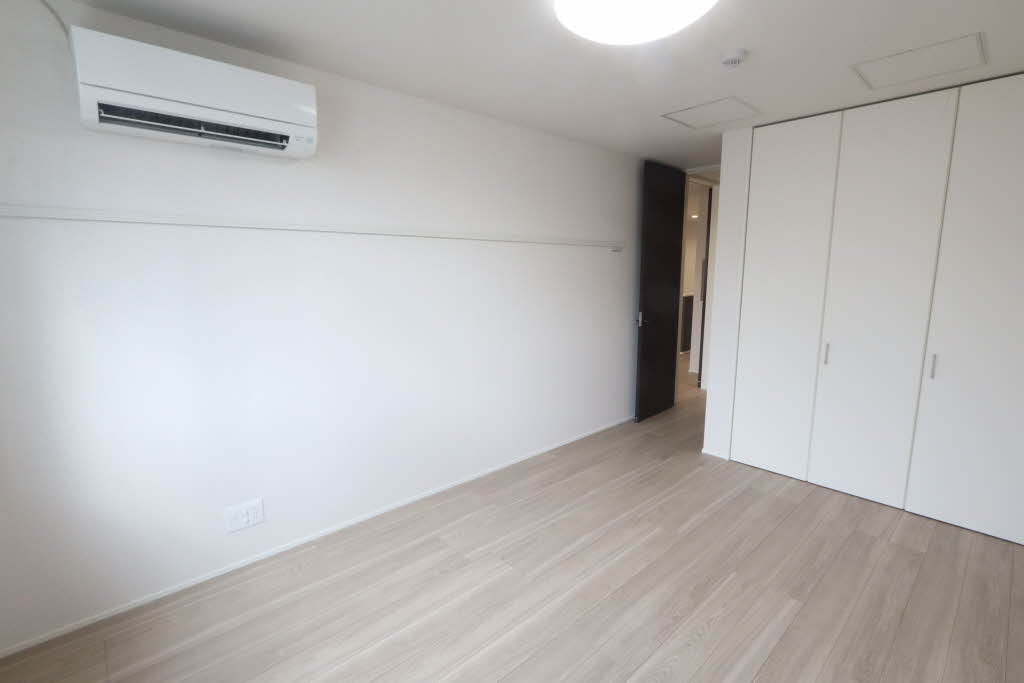 シャーメゾン横浜鶴見 303号-4