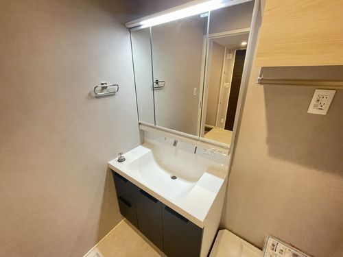 シャーメゾンステージ横濱白楽 101号-11