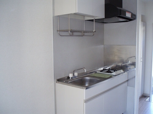 ホロン六浦 103号-4