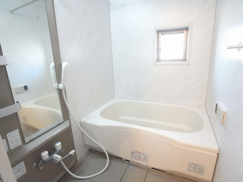 ランドル湘南 203号-9