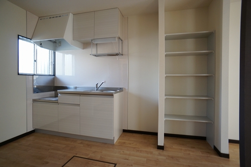 ツィンヴィラ旭が丘　Ａ 102号-4