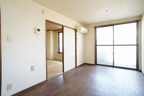 Ｙ＆Ｅパレス 203号-5