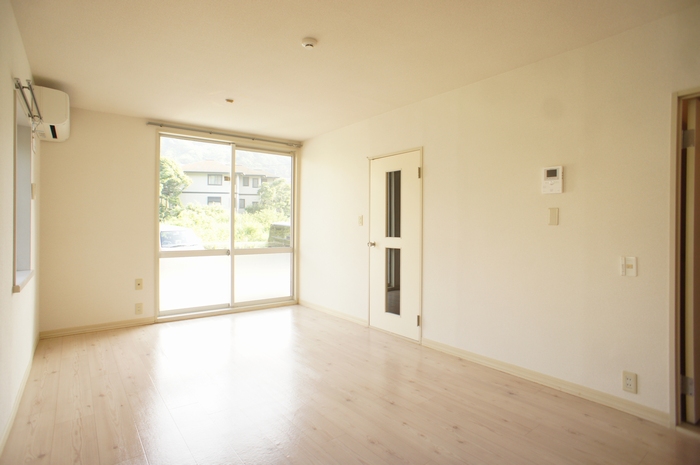 リバ―サイド葉山 107号-3