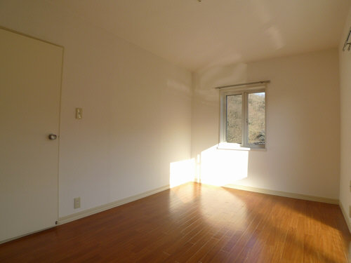 リバ―サイド葉山 107号-9